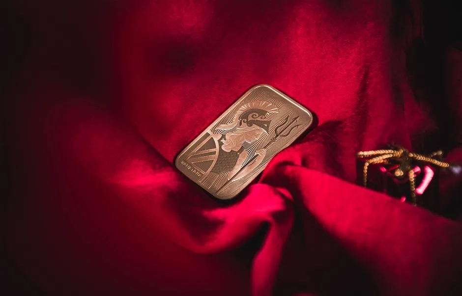 20g gold bullion bar on dark background